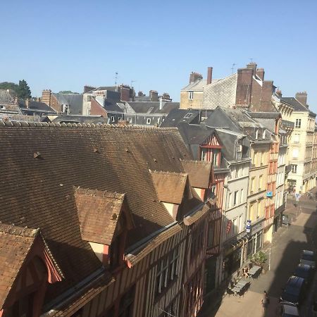 Bel Appartement Dans Le Centre Historique De Rouen Buitenkant foto