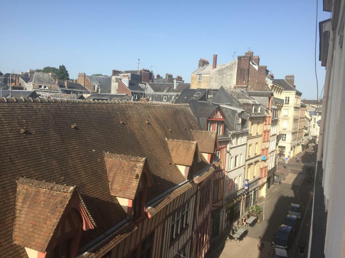Bel Appartement Dans Le Centre Historique De Rouen Buitenkant foto